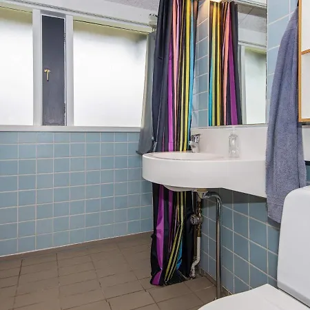 Otel 6 Person In